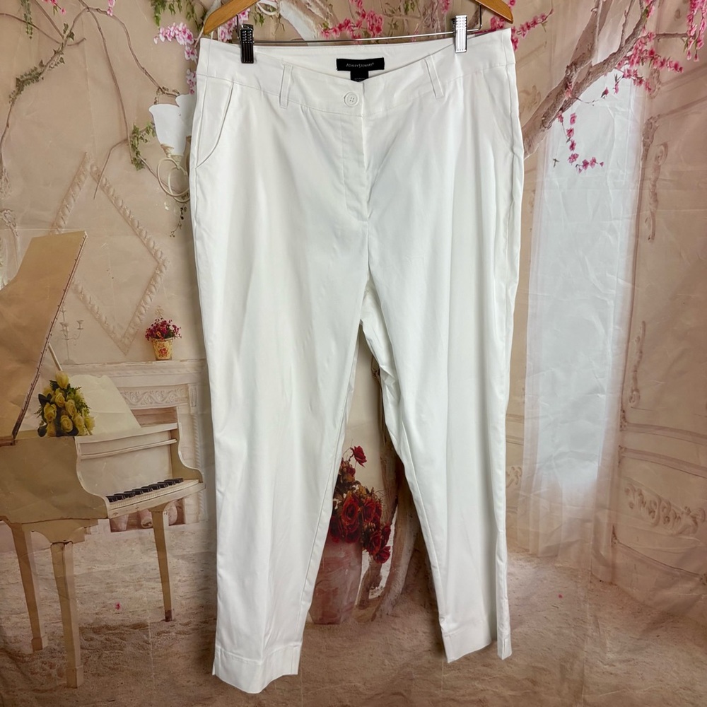 NEW Ashley Stewart Elegant White Ankle Pant